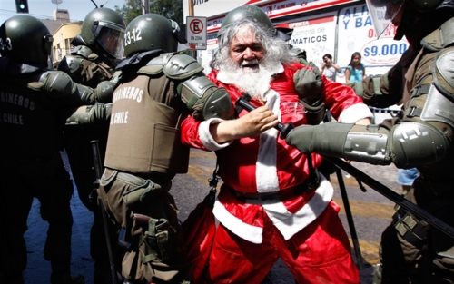 Terrorist-Santa-Clause